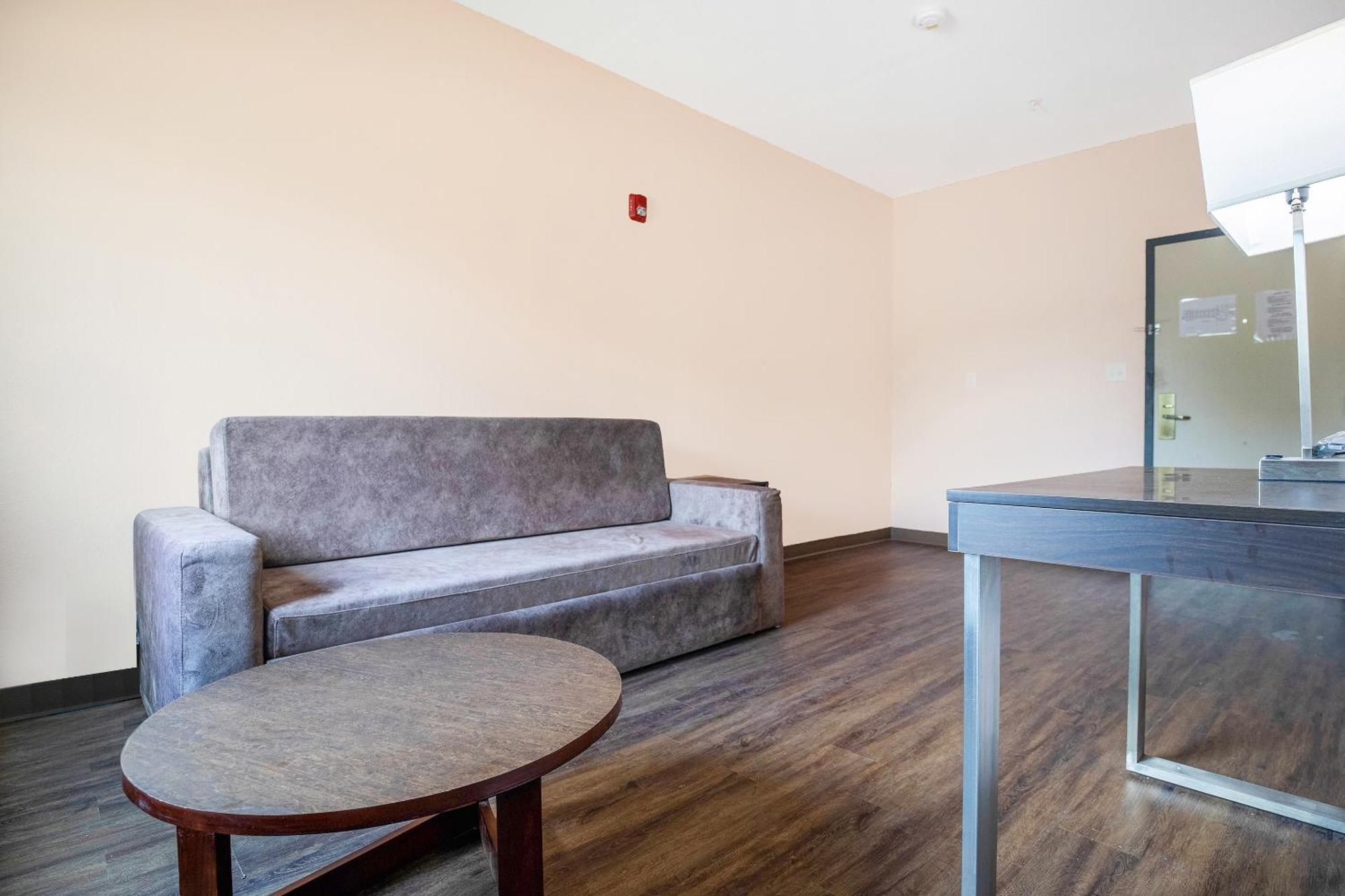 Oyo Hotel Adairsville Calhoun South I-75 Екстериор снимка