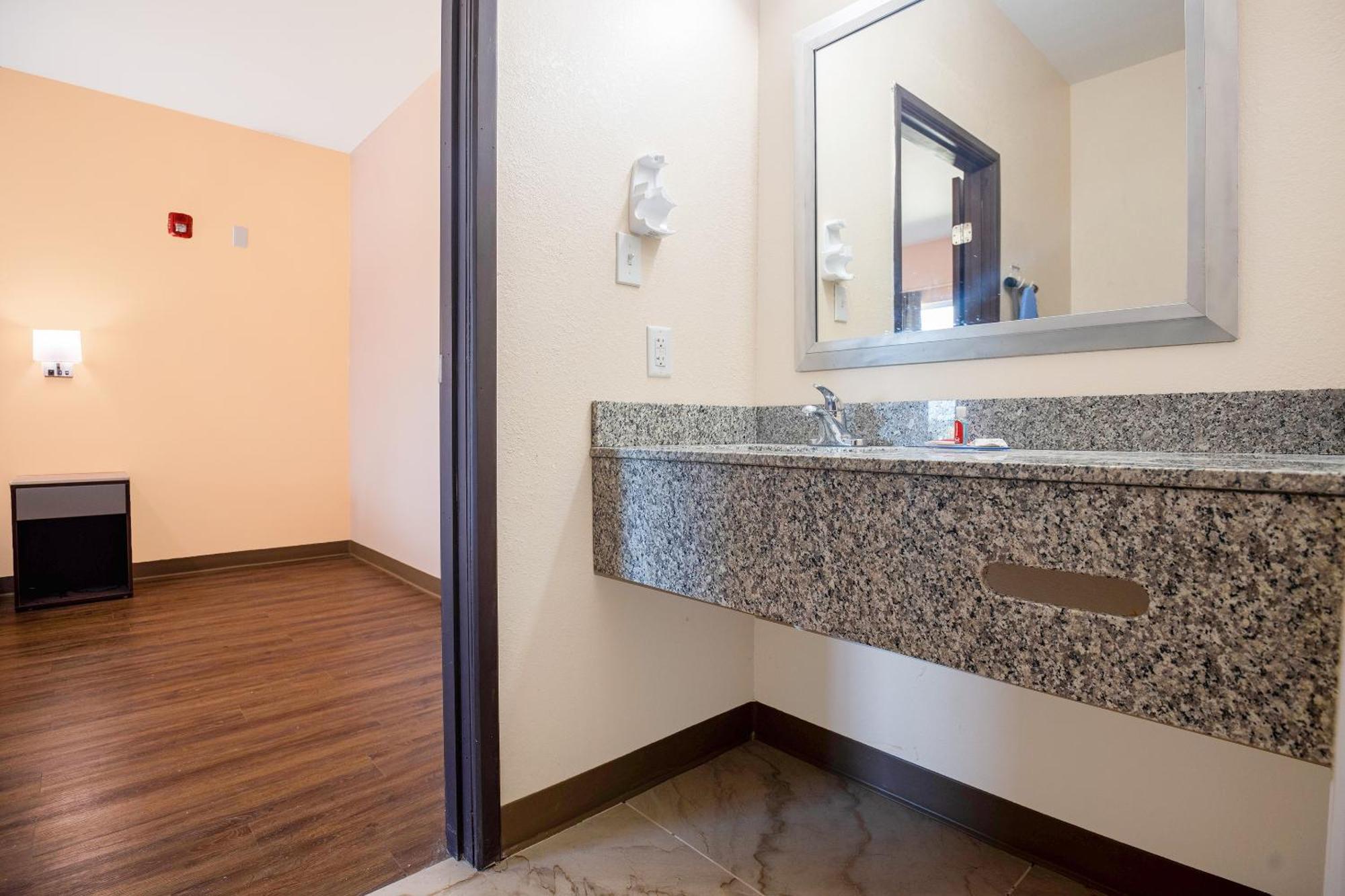 Oyo Hotel Adairsville Calhoun South I-75 Екстериор снимка